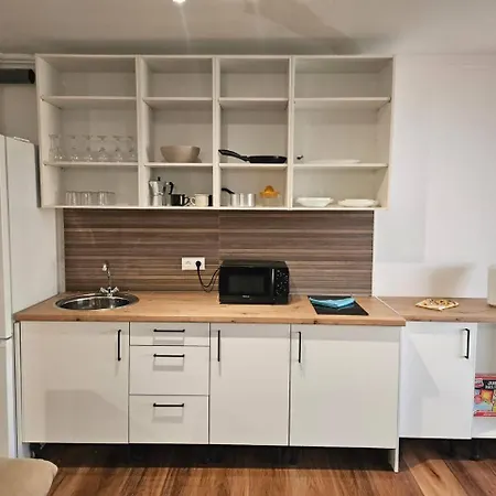 Apartment Park *